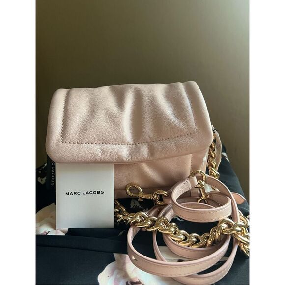 Marc Jacob’s pillow bag with a bracelet - Picture 12 of 17